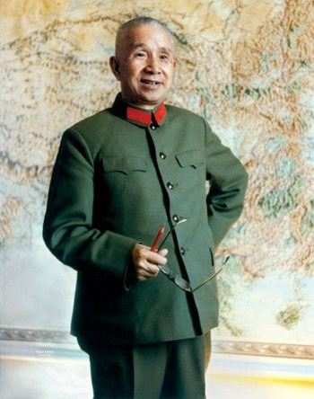 淮海战役，毛*东泽**为何赞誉粟裕是“大厨师和美食家的代表者”？