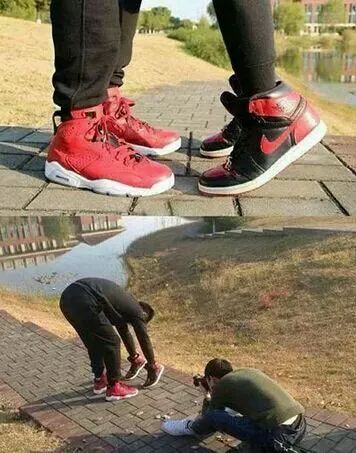 踩aj鞋情侣,脚蹬aj女