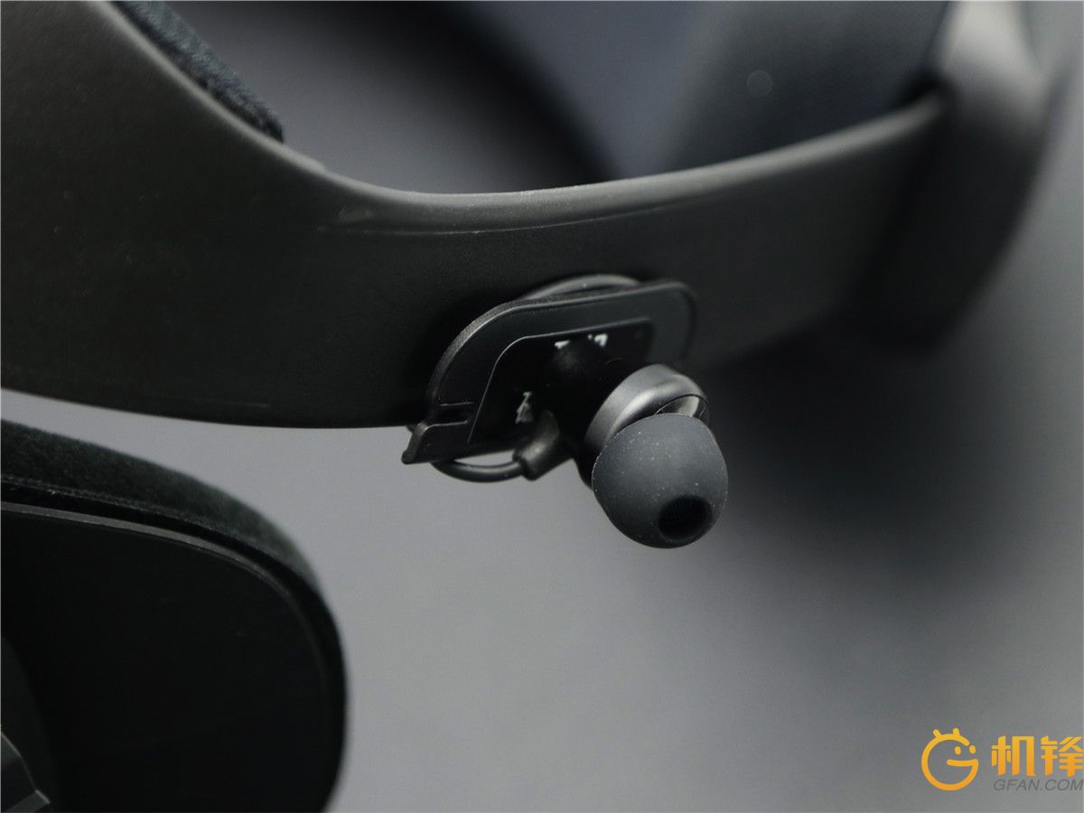 爱奇艺奇遇vr新款,爱奇艺奇遇二代vr清晰度