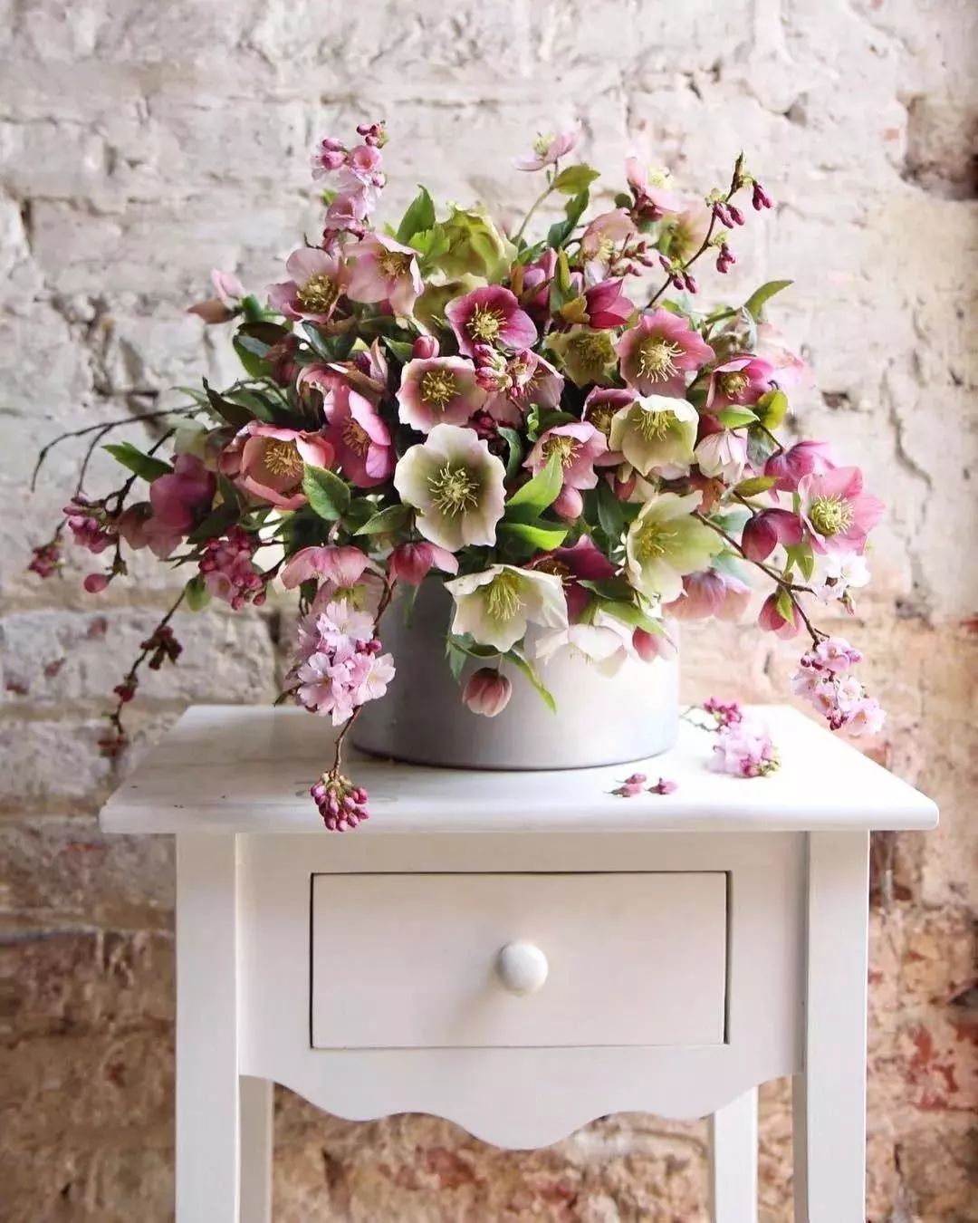 银柳插花颜色搭配教程,插花技巧花艺色彩搭配