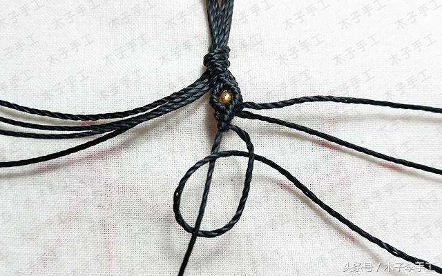 爱心情侣手绳教程视频,情侣手绳编法大全