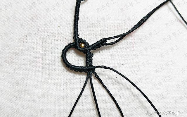 爱心情侣手绳教程视频,情侣手绳编法大全