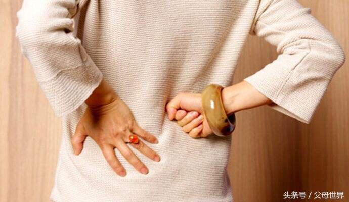 产后腰背疼痛你找到原因了吗,导致产后腰背痛的十大错误行为