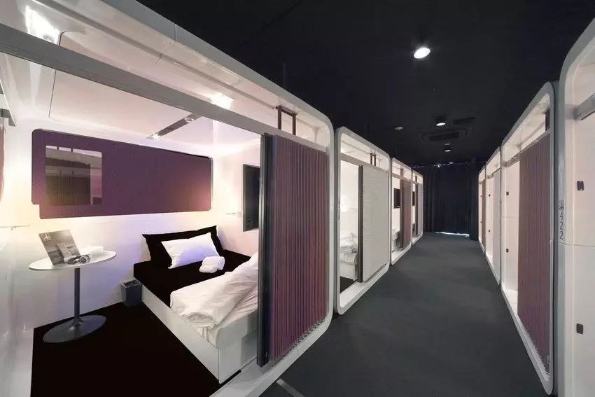 日本东京胶囊旅馆,日本头等舱旅馆介绍