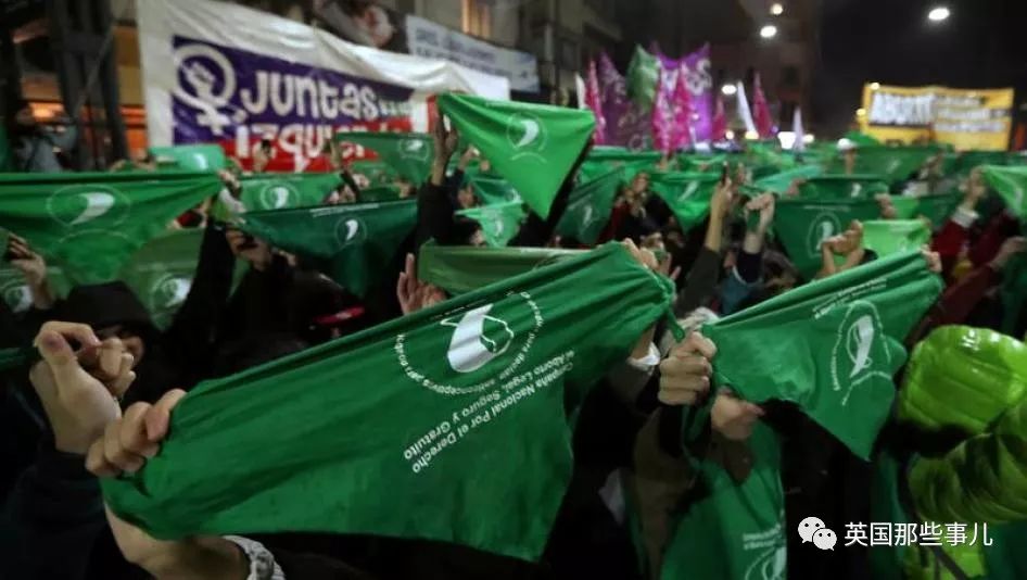 她们拼死抗争合法堕胎权利，却还是只能离胜利一步之遥……