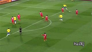 那些年令人惊艳小角度破门!