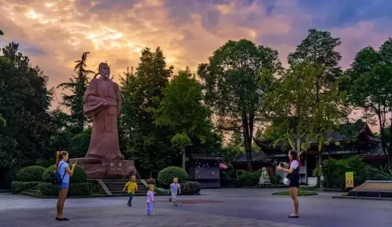 谁说三排不如单排,三台县城哪个区好