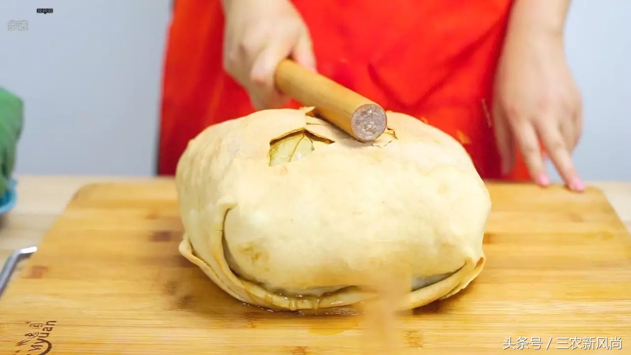 养100对鸽子一年收入多少农村,穷人养鸽子赚钱吗