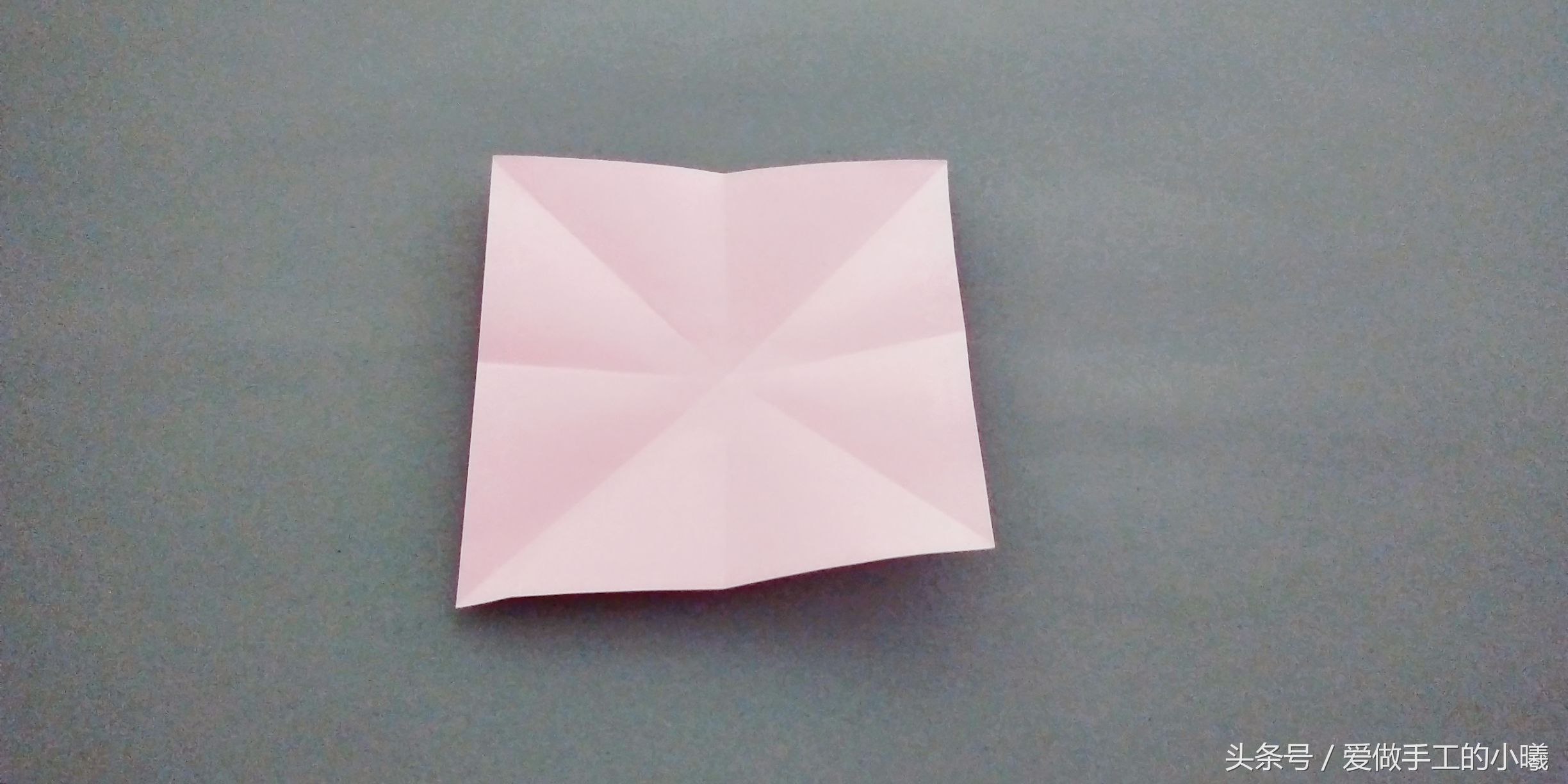 小儿安睡抱枕折法,被子怎么折成抱枕