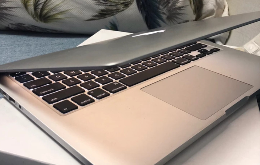 苹果笔记本macbookpro哪年的好,macbookpro六千多全新