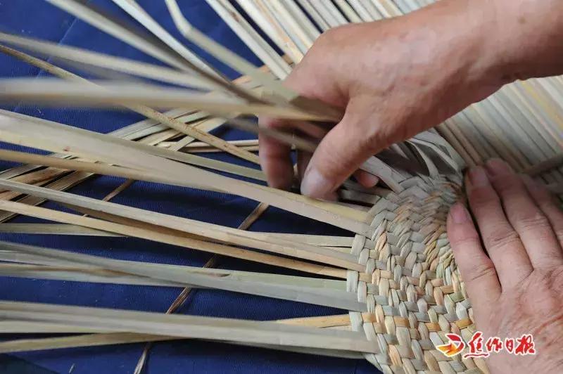蒲草花样做法视频,蒲草做手工制作大全