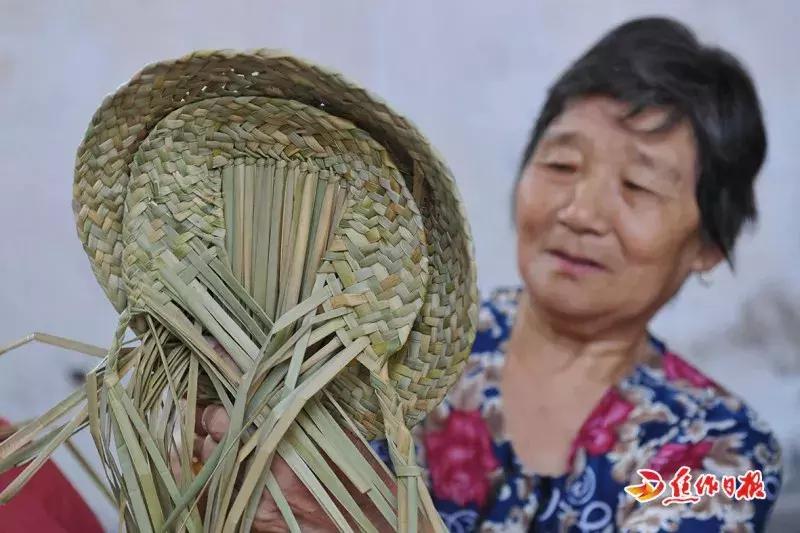 蒲草花样做法视频,蒲草做手工制作大全