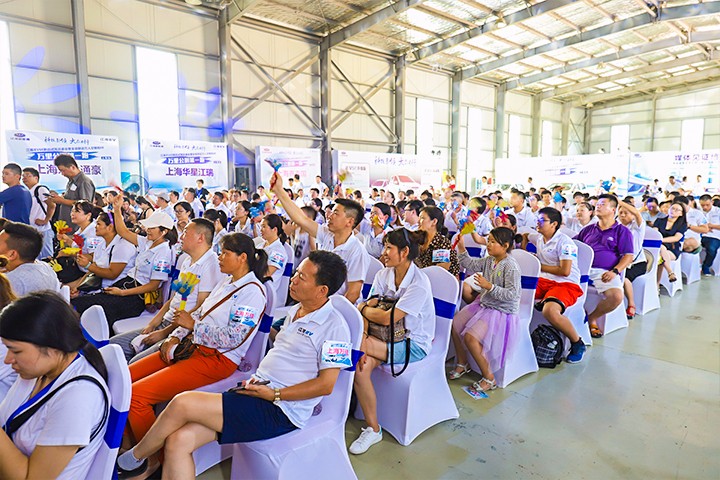 助推绿色低碳出行江淮iEV6E“万里公测第一跑”闪耀上海