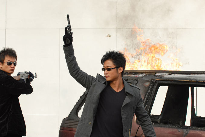 战狼吴京2免费观看完整版,吴京最新热映大片战狼2精彩片段