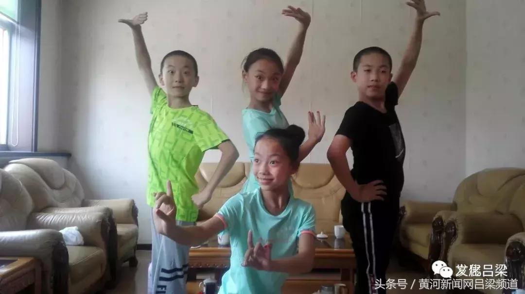 全国少儿戏剧小梅花金奖颁奖,小梅花戏曲大赛金奖