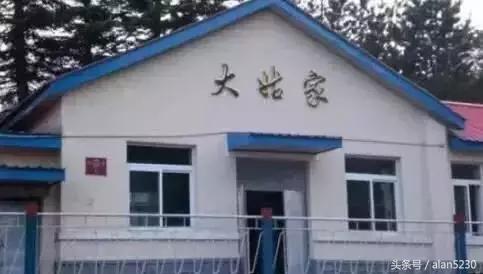 朋友打电话说她快到高潮了，让我出来一下