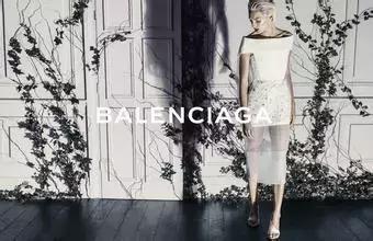 用奢侈品讲解金融,奢侈品的金融模式