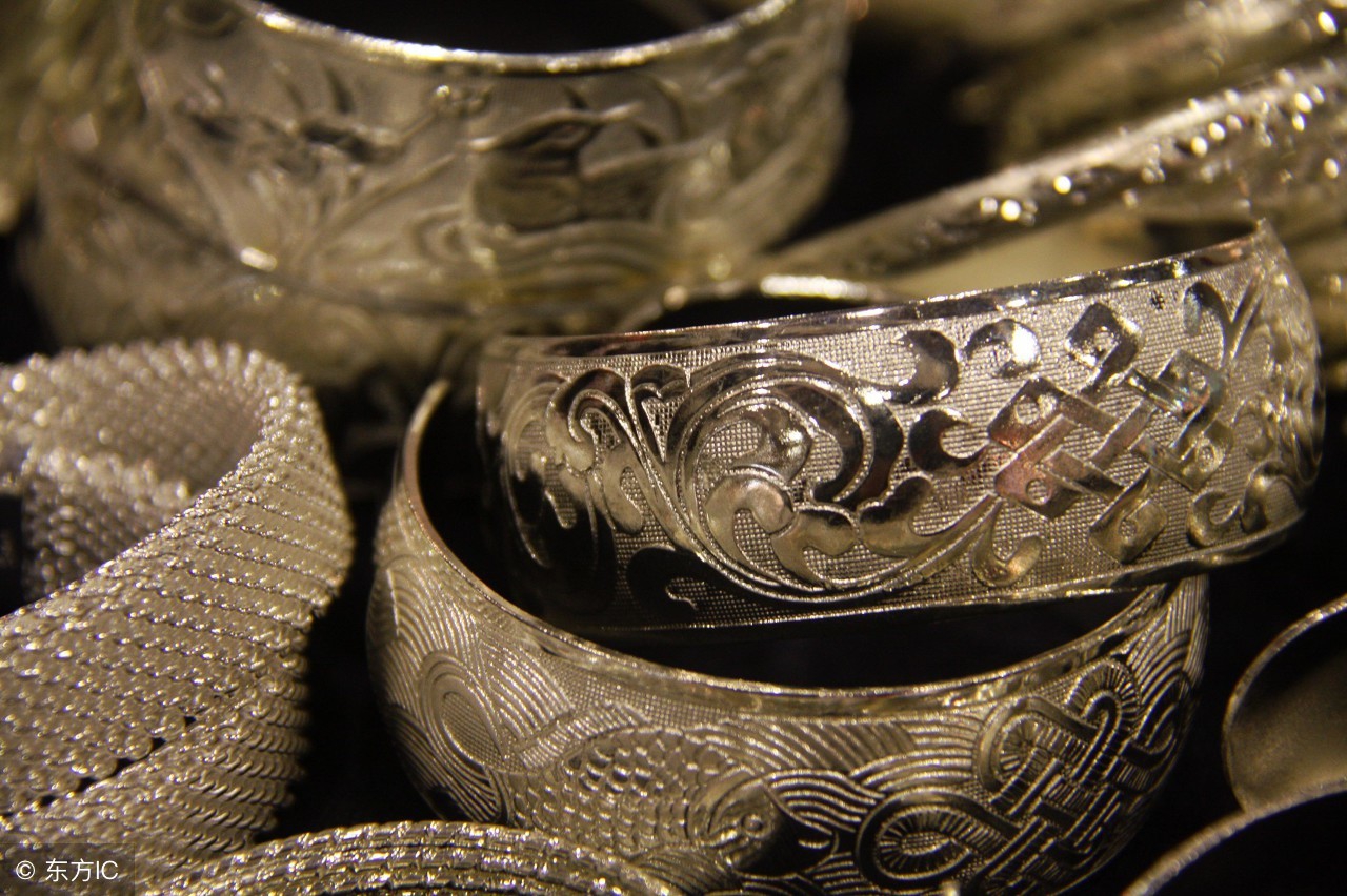 怎么分辨银首饰是假的还是真的,银首饰真假辨别方法