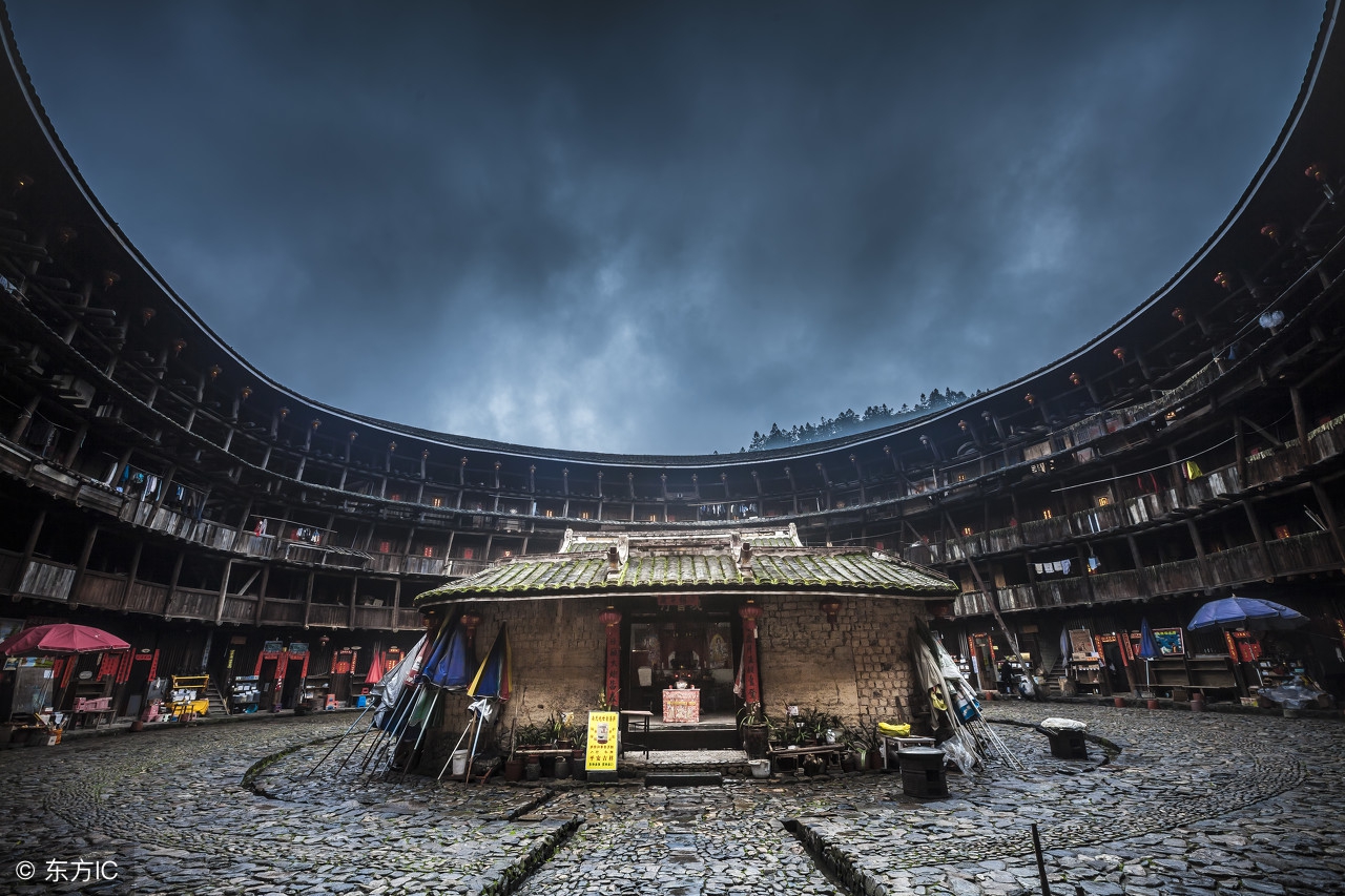 华佗开颅治曹操现实吗,华佗为曹操开颅是哪里记载的