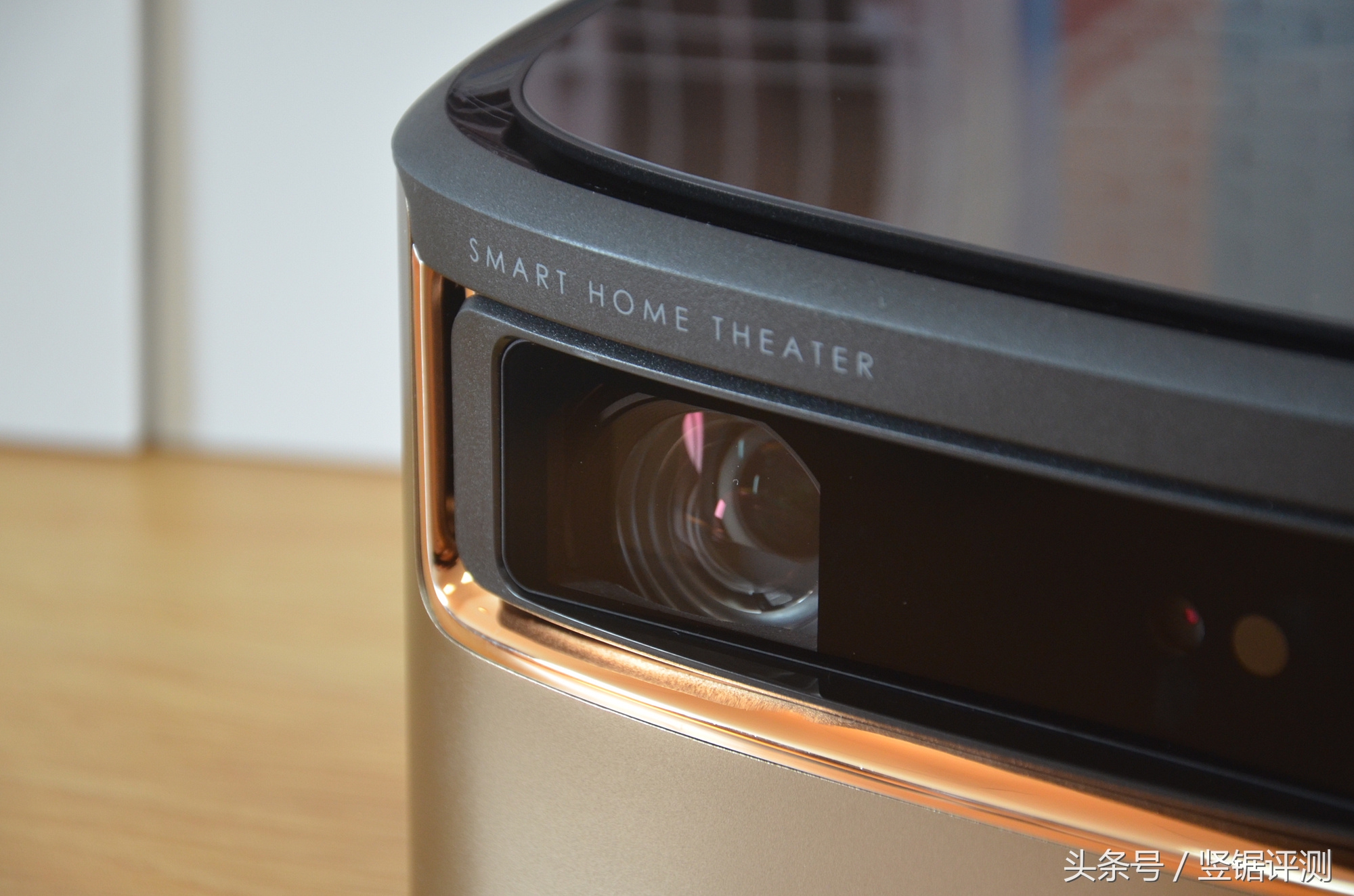 坚果v9实测多少流明,坚果v9测试