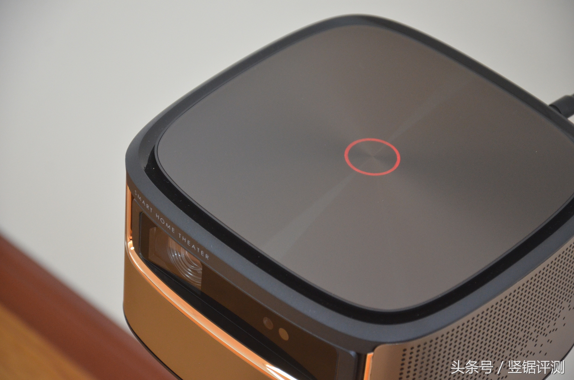 坚果v9实测多少流明,坚果v9测试