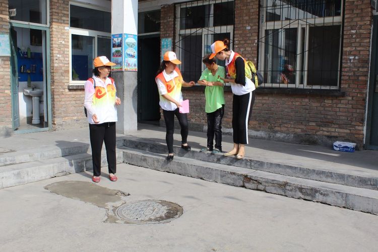 关爱自闭症的孩子视频,关爱智力残疾孩子