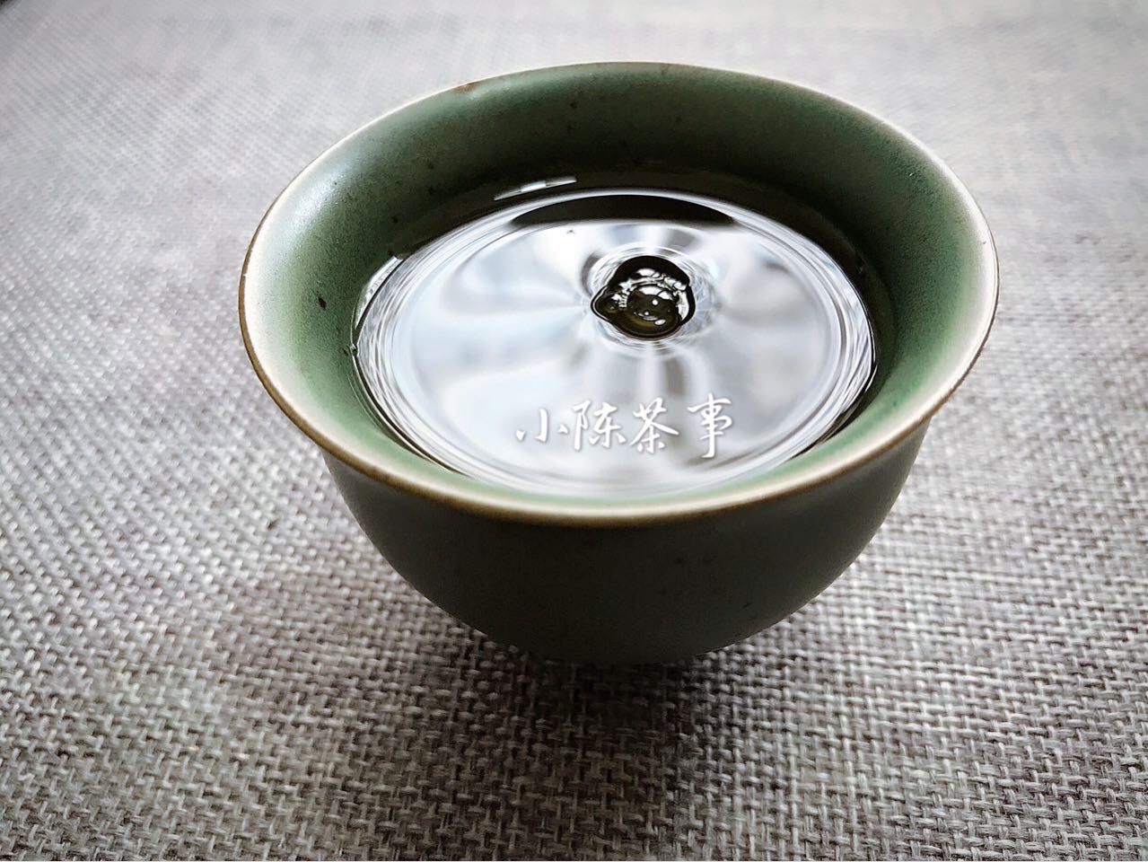 武夷岩茶是红茶还是绿茶,白茶红茶绿茶哪个季节喝比较合适