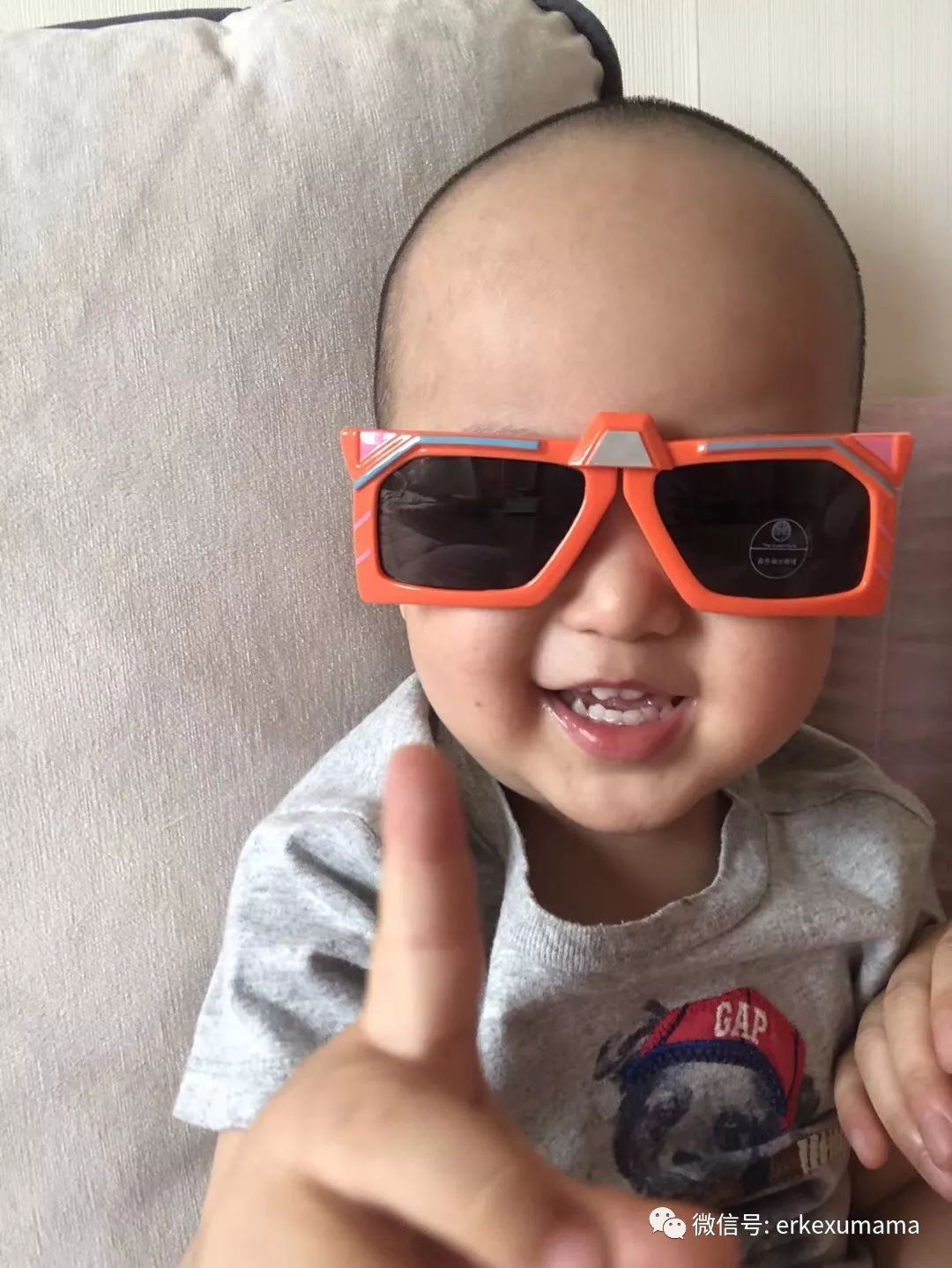 如何防止孩子变成斗鸡眼,宝宝突然变成大小眼怎么办