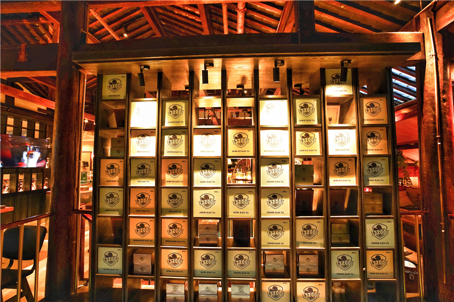 丽江安静的列车上享受着慢生活,丽江慢生活视频