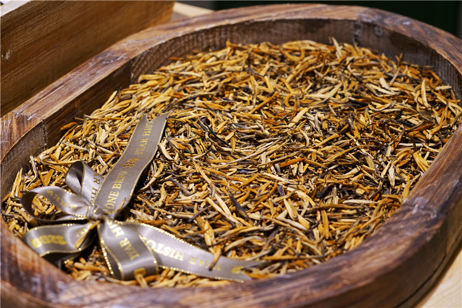 丽江安静的列车上享受着慢生活,丽江慢生活视频