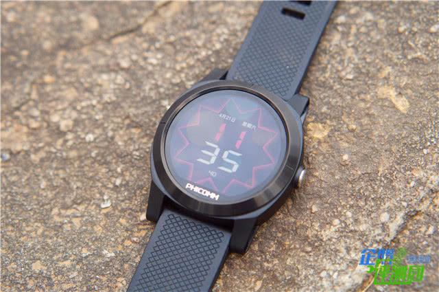 斐讯w2智能手表如何连接手机,斐讯w2智能手表怎么插卡