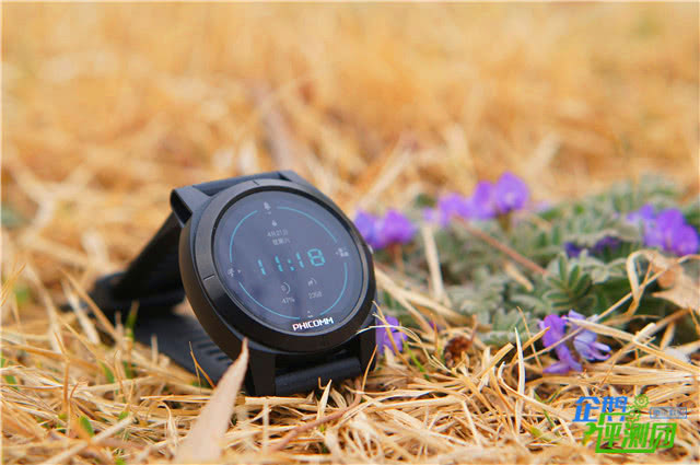 斐讯w2智能手表如何连接手机,斐讯w2智能手表怎么插卡