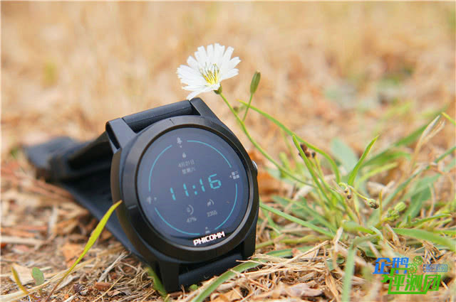 斐讯w2智能手表如何连接手机,斐讯w2智能手表怎么插卡