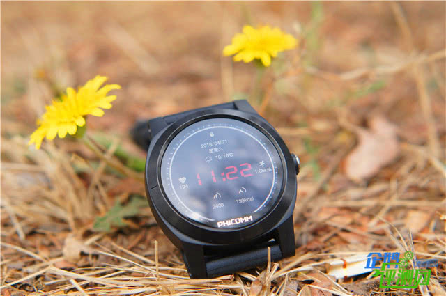 斐讯w2智能手表如何连接手机,斐讯w2智能手表怎么插卡