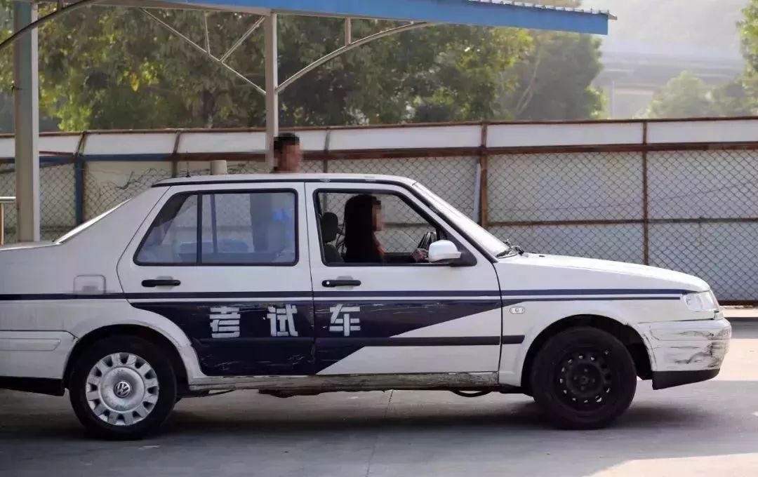 京E、京F、京P、京Q等车主注意！交管局颁布新规，不想罚钱赶紧看！