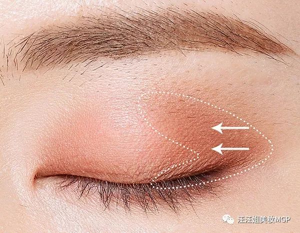 ysl100眼影飞粉,不掉色不飞粉的眼影