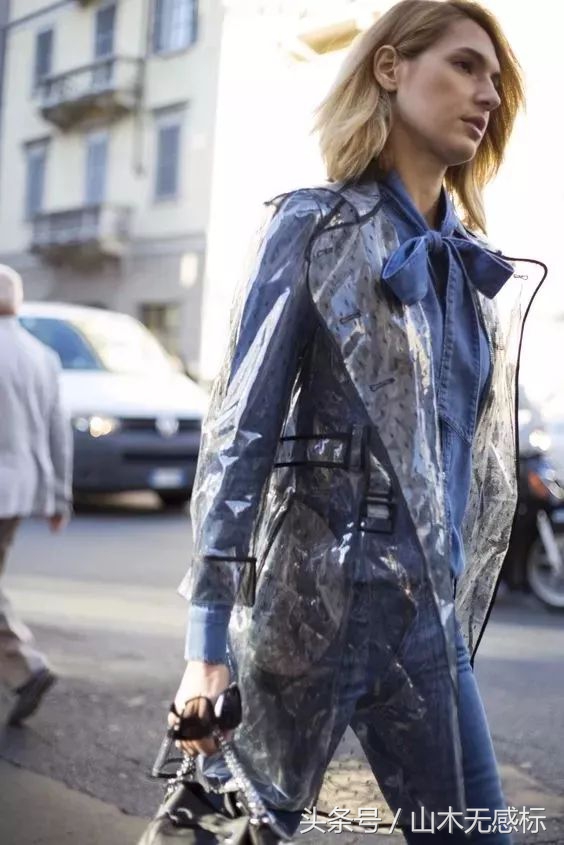 雨季正确穿搭,4款推荐让你轻松搞定早秋搭配