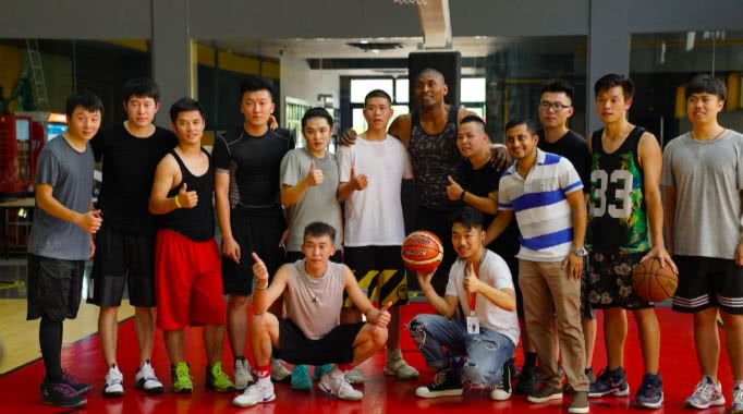 替姚明出头的几个大哥,替姚明出头的nba球员