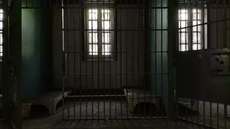 城市探索废墟探险,探索城市废墟