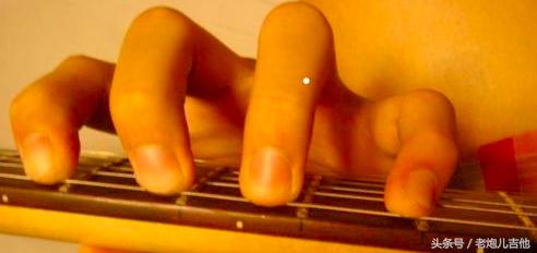 吉他教学入门零基础弹法教程免费,吉他和弦教学入门零基础弹法图片