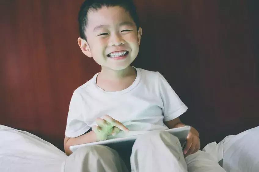 小孩学英语的技巧视频,小孩零基础学英语的正确步骤