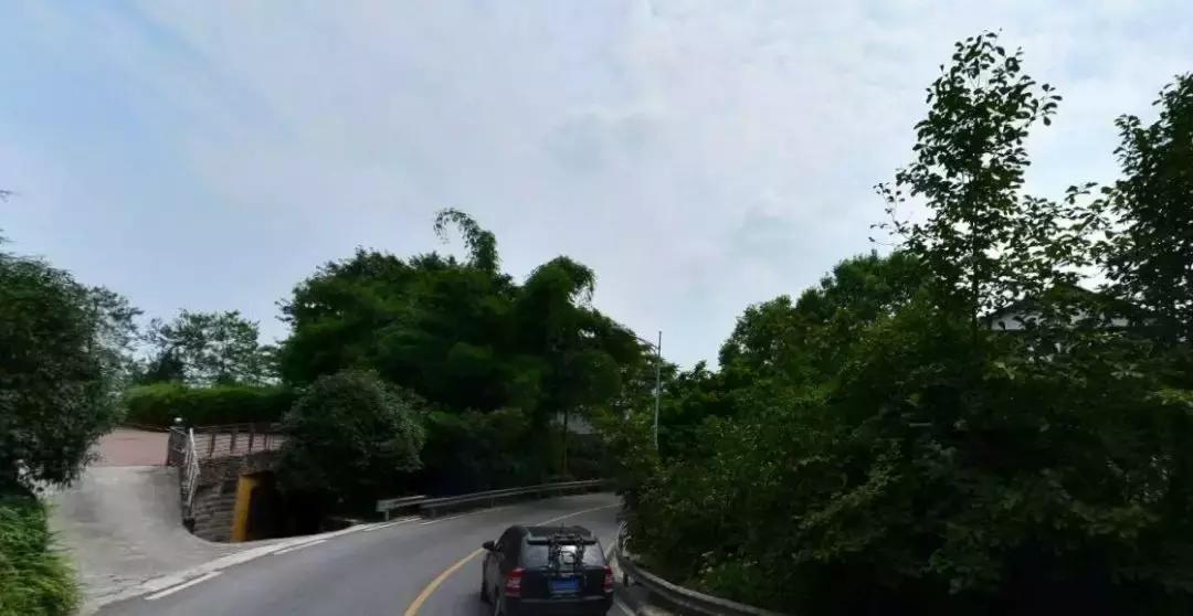 重庆十个有特色旅游景点,重庆市内附近旅游景点有哪些