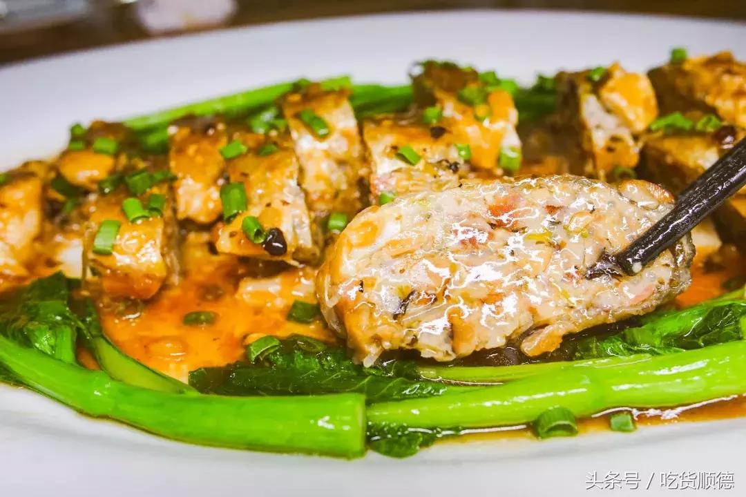 这道只卖一个月的“菌中之王”终于重出江湖，等了一年值得！