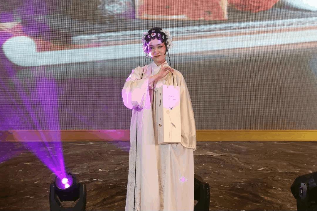 富力万达嘉华酒店六周年庆,富力万达嘉华酒店庆典