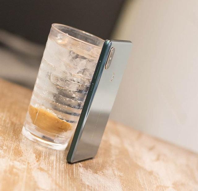 小米又一款全面屏曝光,雷军小米新旗舰将使用骁龙845