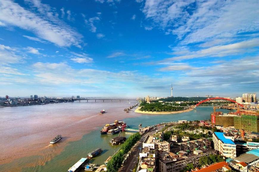 两江交汇九省通衢,一座两江交汇城市