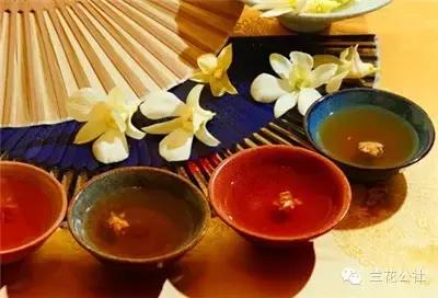 胃不好能喝莓茶吗,胃不好吃什么养胃最好