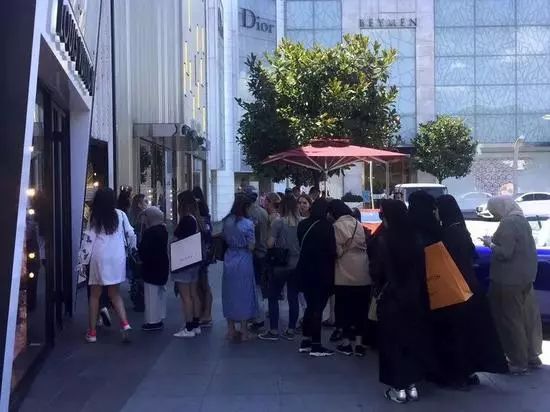 土耳其汇率暴跌奢侈品被洗劫一空,土耳其货币崩盘后果