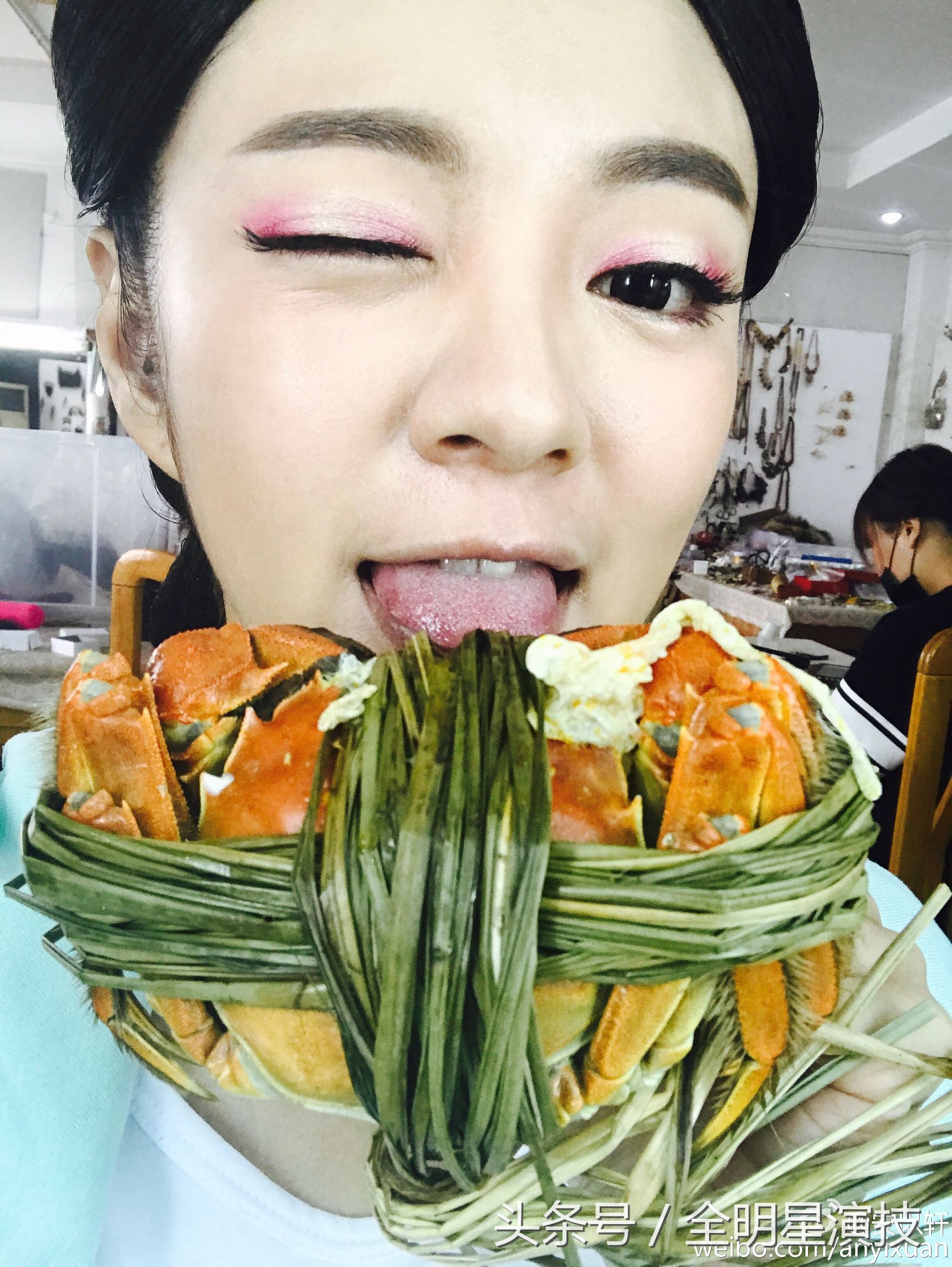 安以轩吃货视频完整版,安以轩冯绍峰杨幂