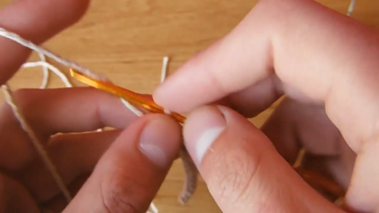 南瓜毛线钩织方法教程,袖珍南瓜的钩织方法